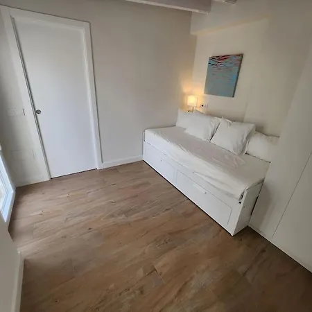Apartment Ancha 3 *